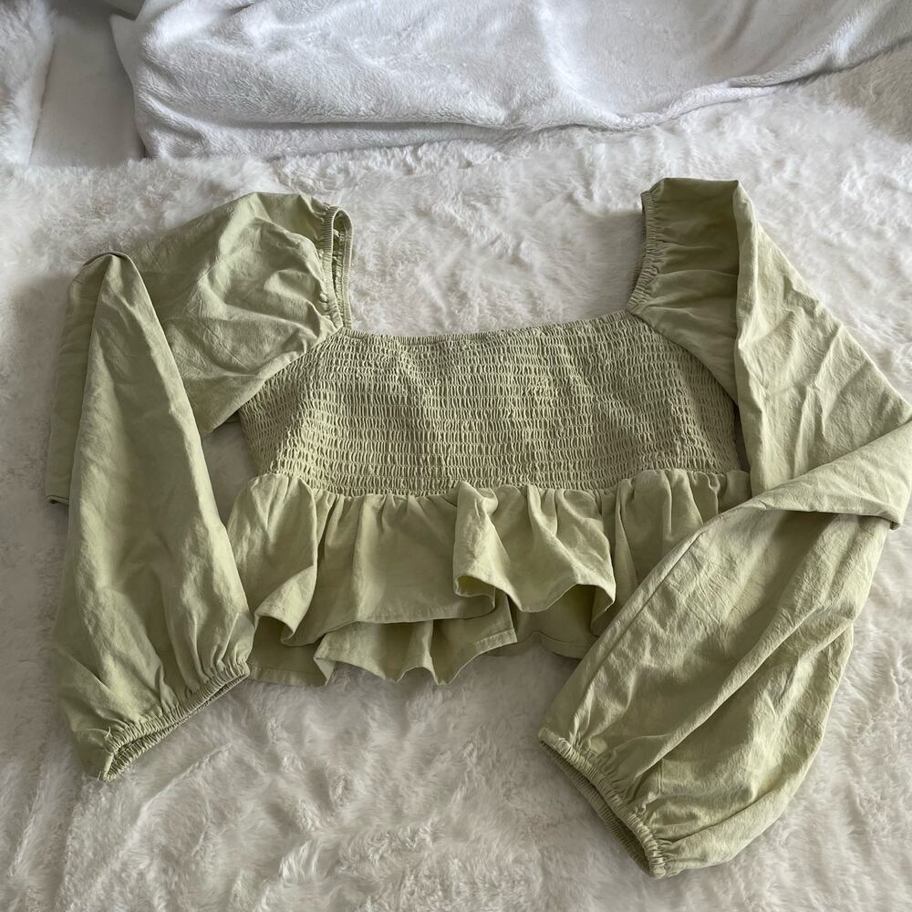 L.A. Hearts Long Sleeve Crop Top size medium M